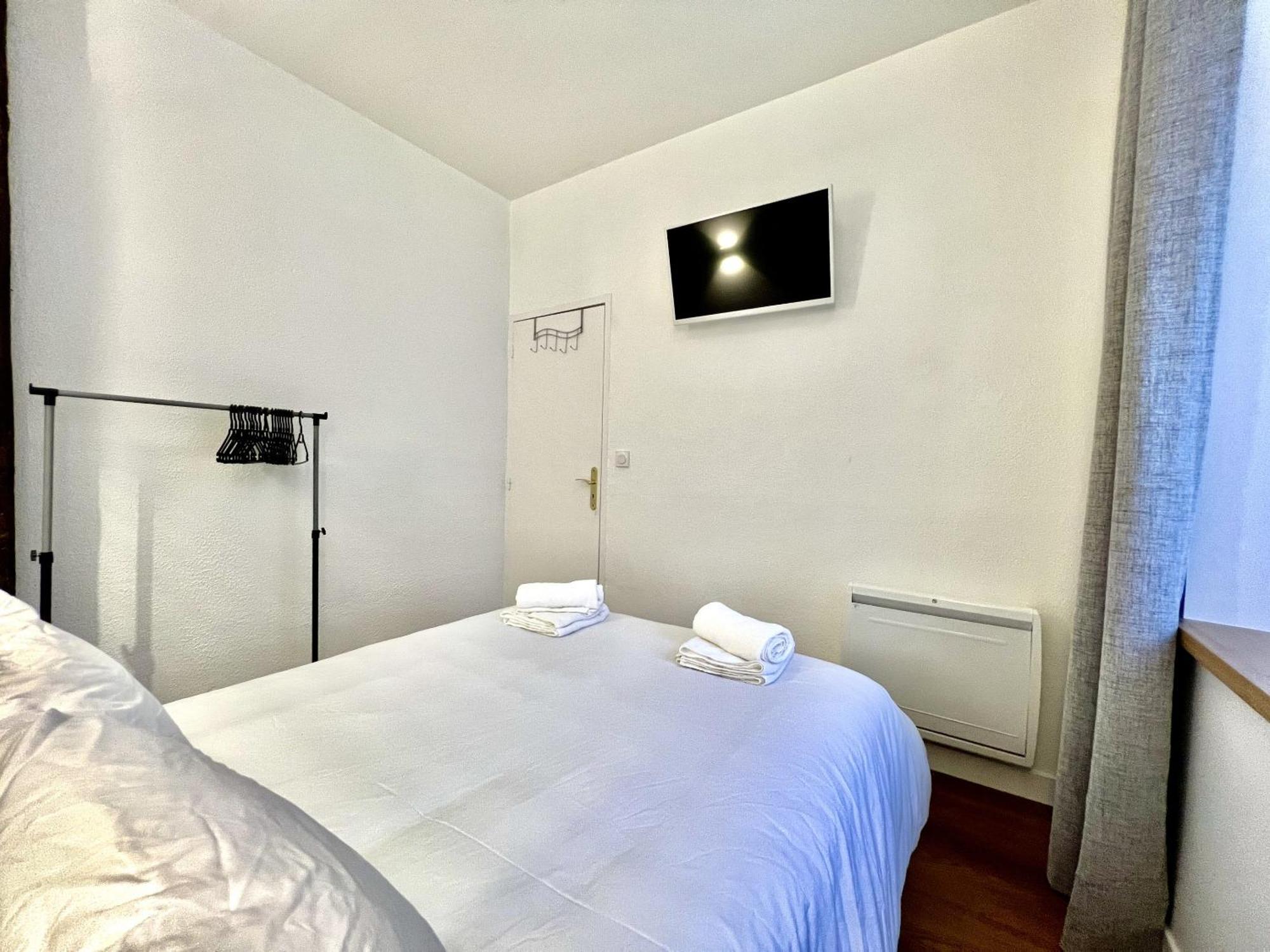 Les Logis D'Esmeralda-Des Appartements Au Charme Intemporel Romorantin-Lanthenay Bagian luar foto