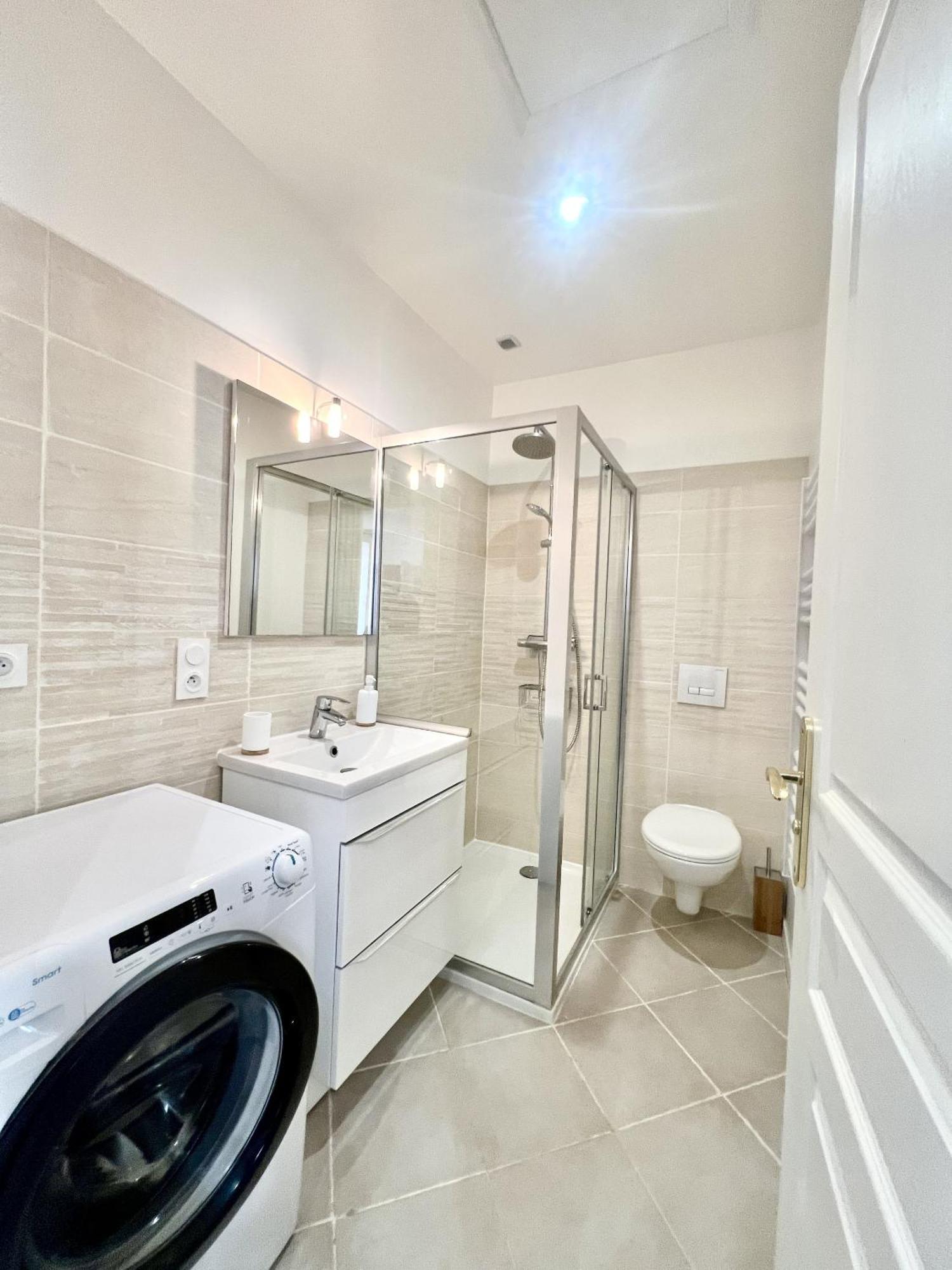 Les Logis D'Esmeralda-Des Appartements Au Charme Intemporel Romorantin-Lanthenay Bagian luar foto